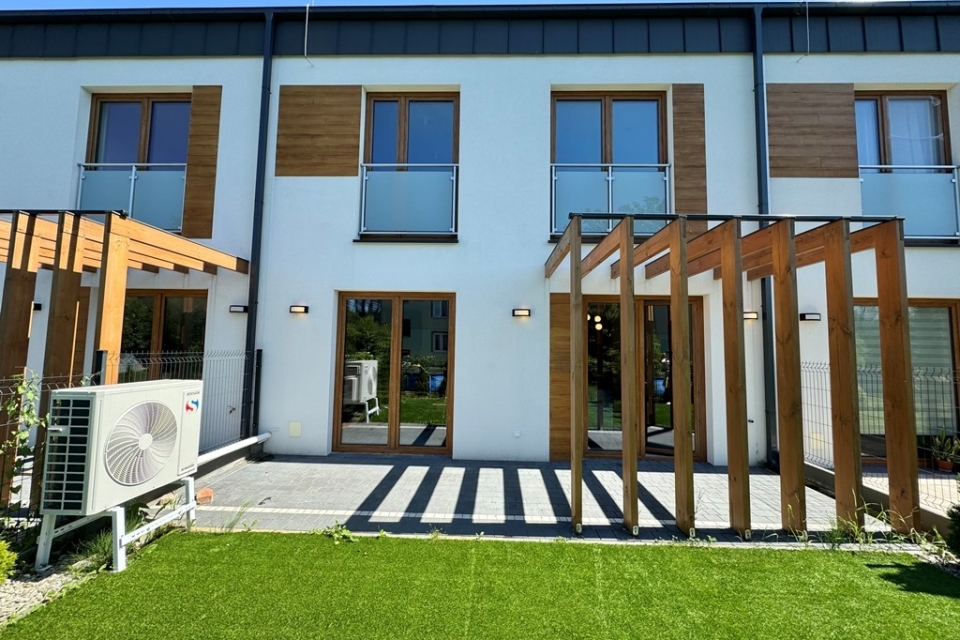Nigdy niezamieszkała szeregówka|garaż|151m2|5 poki