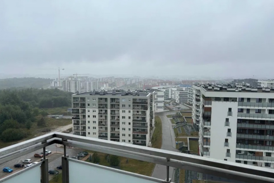 Widokowe, z b.dużym balkonem, super lokalizacja