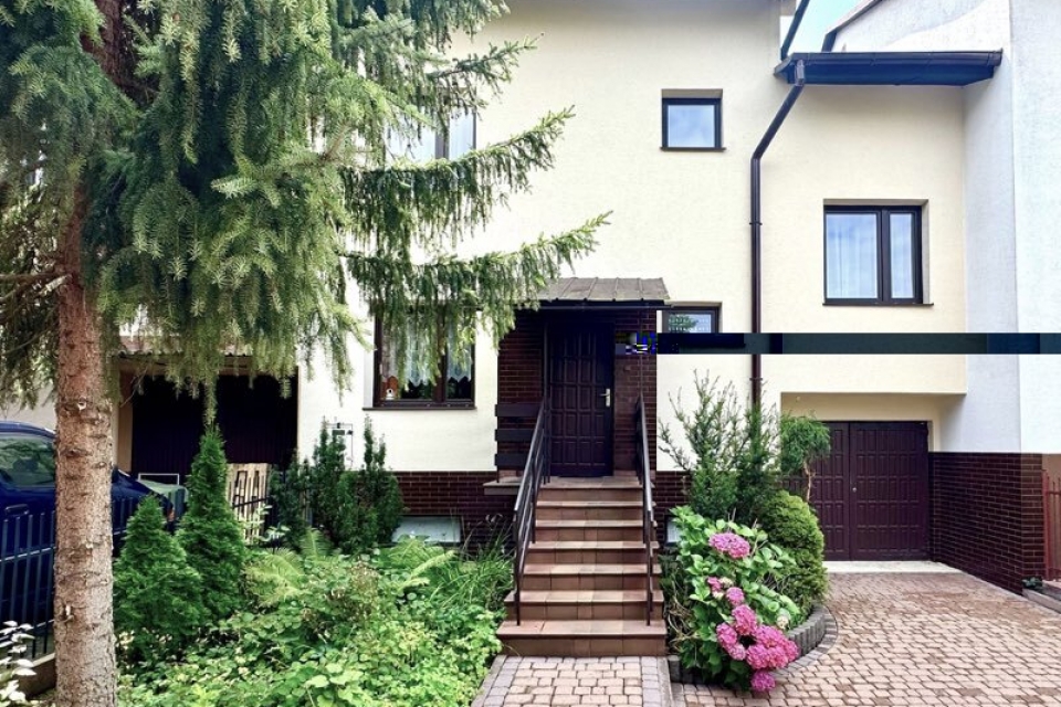 Przestronna szeregówka - świetna lokalizacja