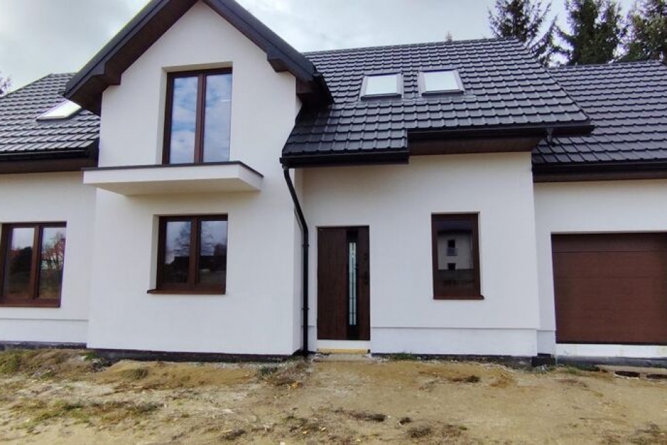 Dom wolnostojący z garażem, w Głogowie Młp