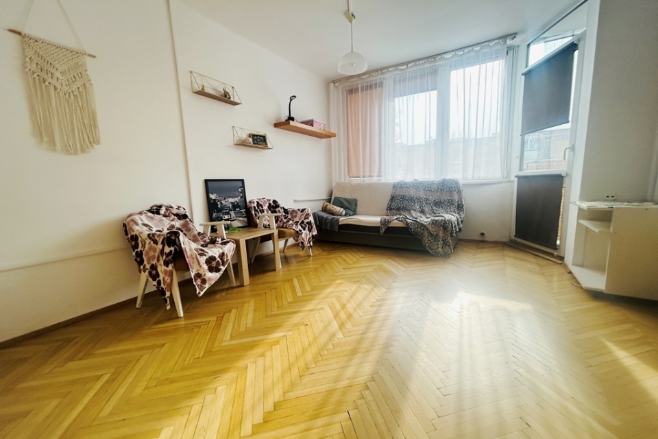 Kawalerka z możliwością wyodrębnienia 2 pokoi