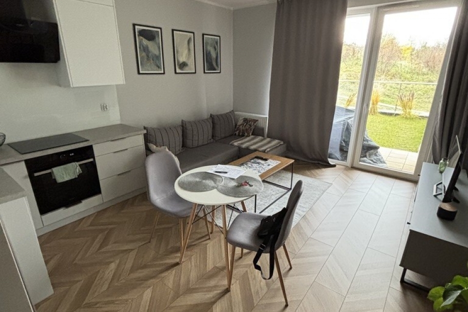 Ładne 3-pokojowe mieszkanie z ogrodem