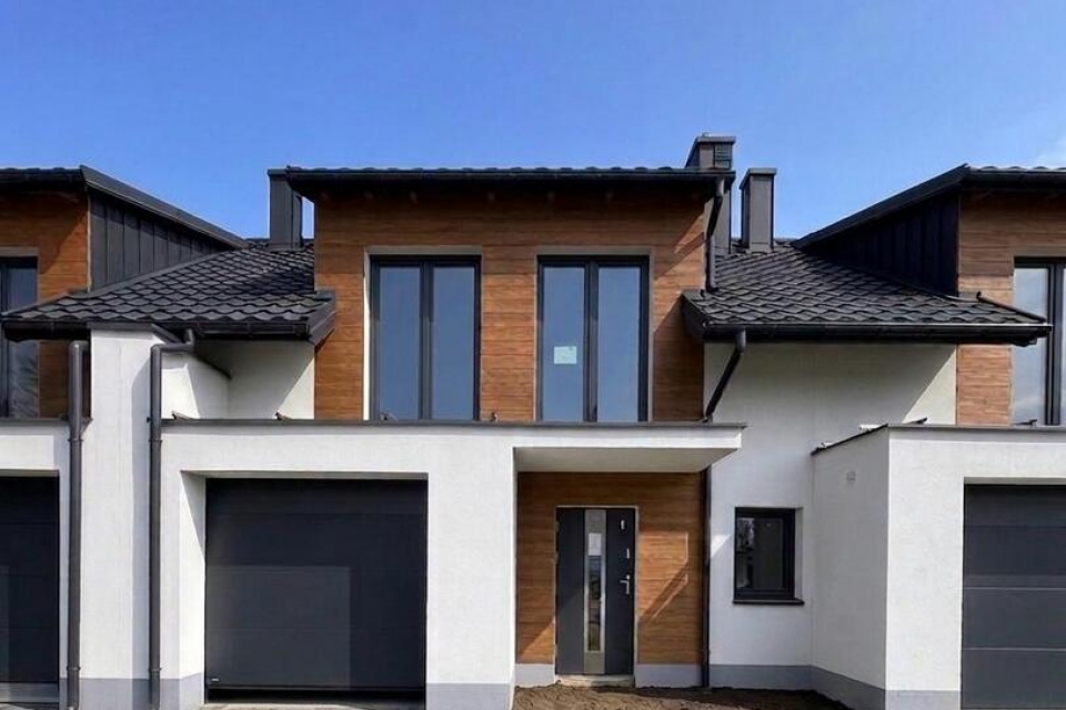 Szeregówka|garaż| 5 pokoi|wszystkie media