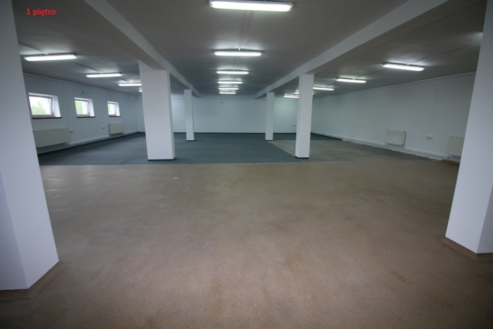 Pow. magazynowo-biurowa, open-space, B.Żeleńskiego