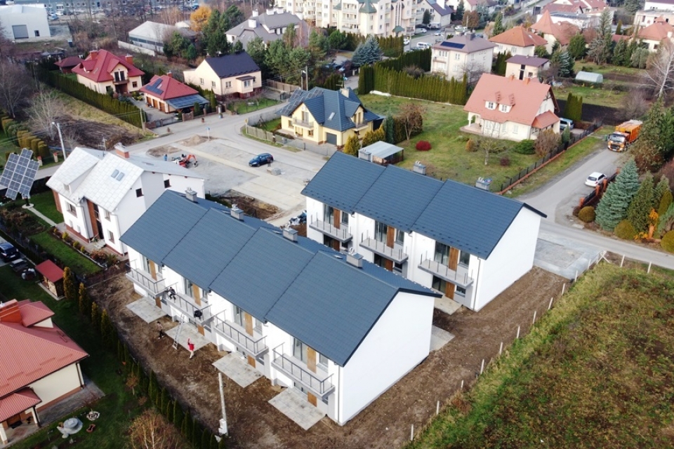 Gotowe mieszkania z ogrodem w świetnej lokalizacji