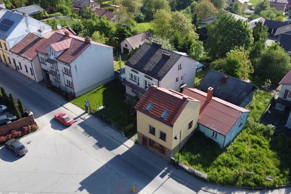 Nowy budynek w centrum Tyczyna - inwestycyjny