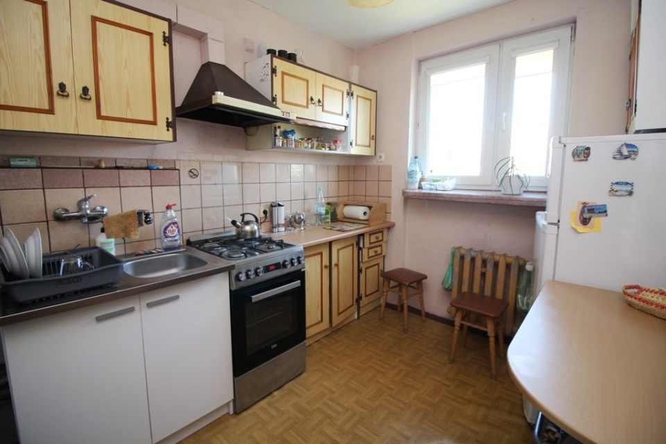 Dwustronne|2 pokoje|oddzielna kuchnia|balkon