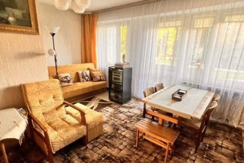 3 pokoje | Nowe Miasto | parter | balkon